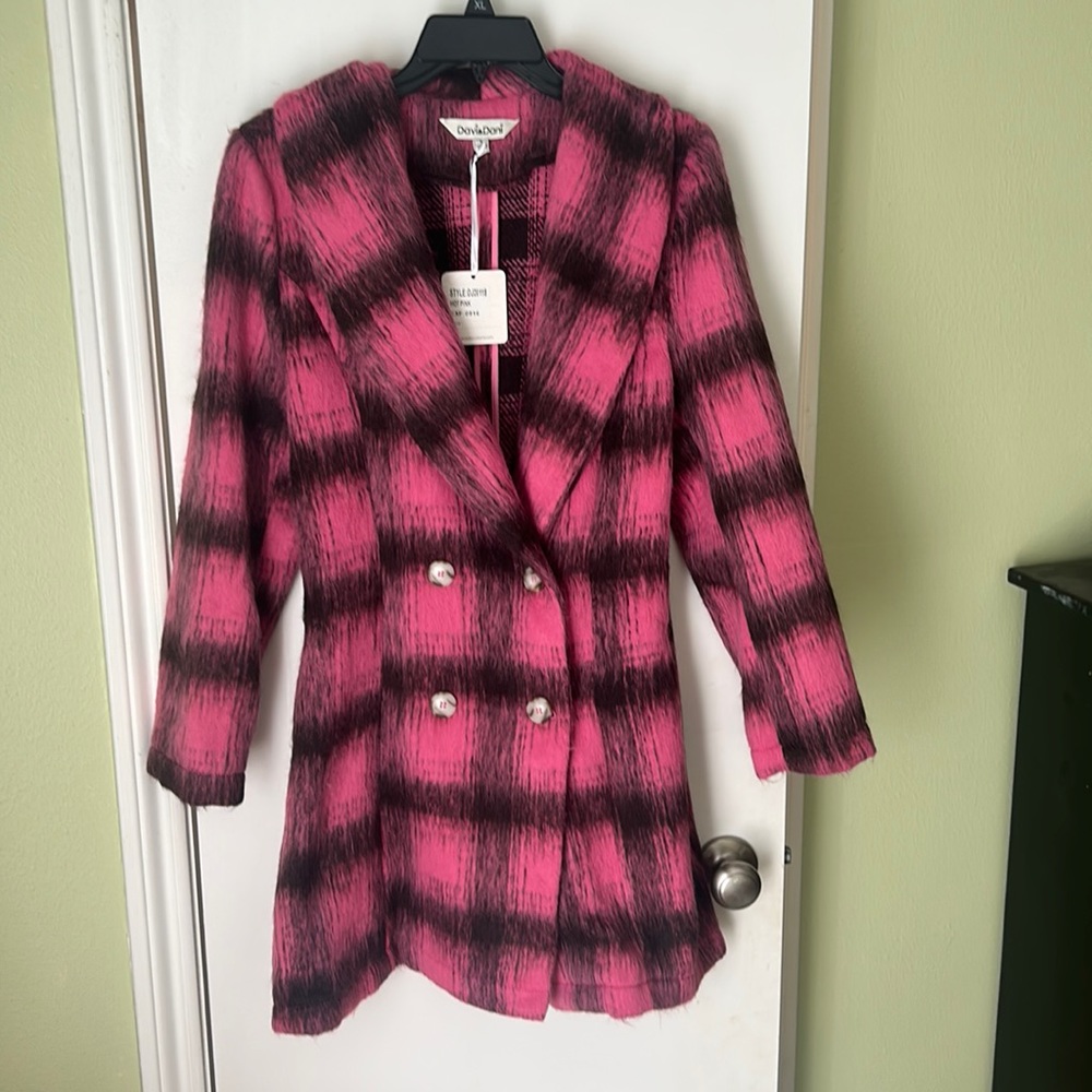 Gorgeous pink plaid winter coat. Brand new with tags. Size small